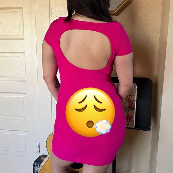 'Say What' pink stretch bodycon textured scoop neck pull over cut out back dress - Picture 3 of 4